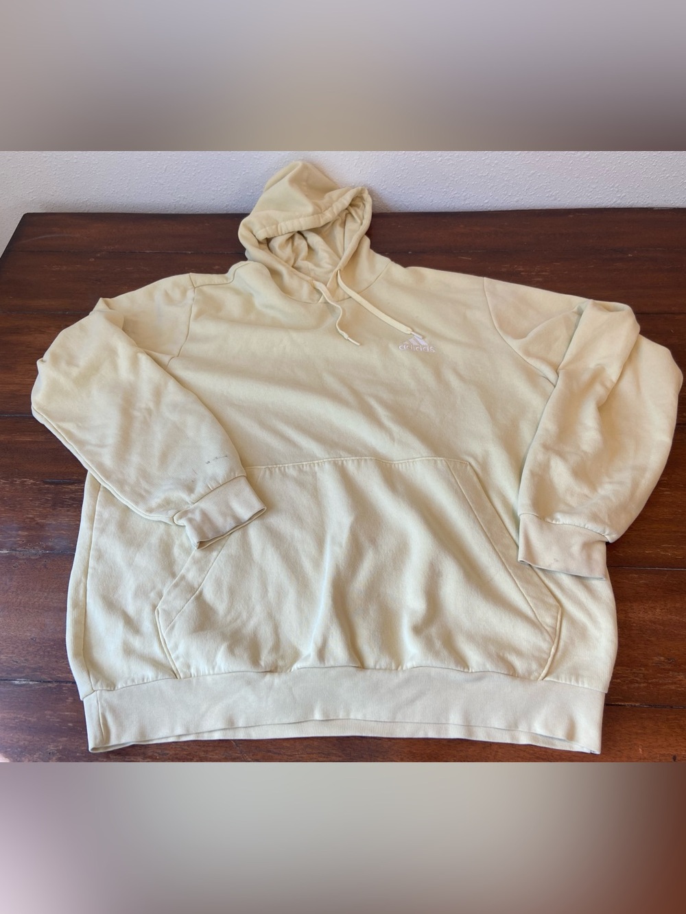 Mens XL Adidas Cream Yellow Hoodie Drawstring Pockets Fall Outdoor
